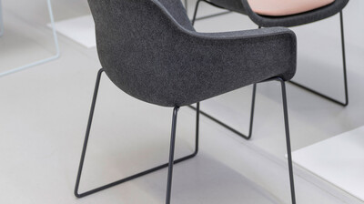 Brunner Crona Sled Base Meeting Chair | Hunts Office